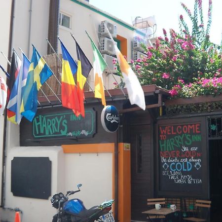 Harrys Inn Guesthouse Lárnaca Exterior foto